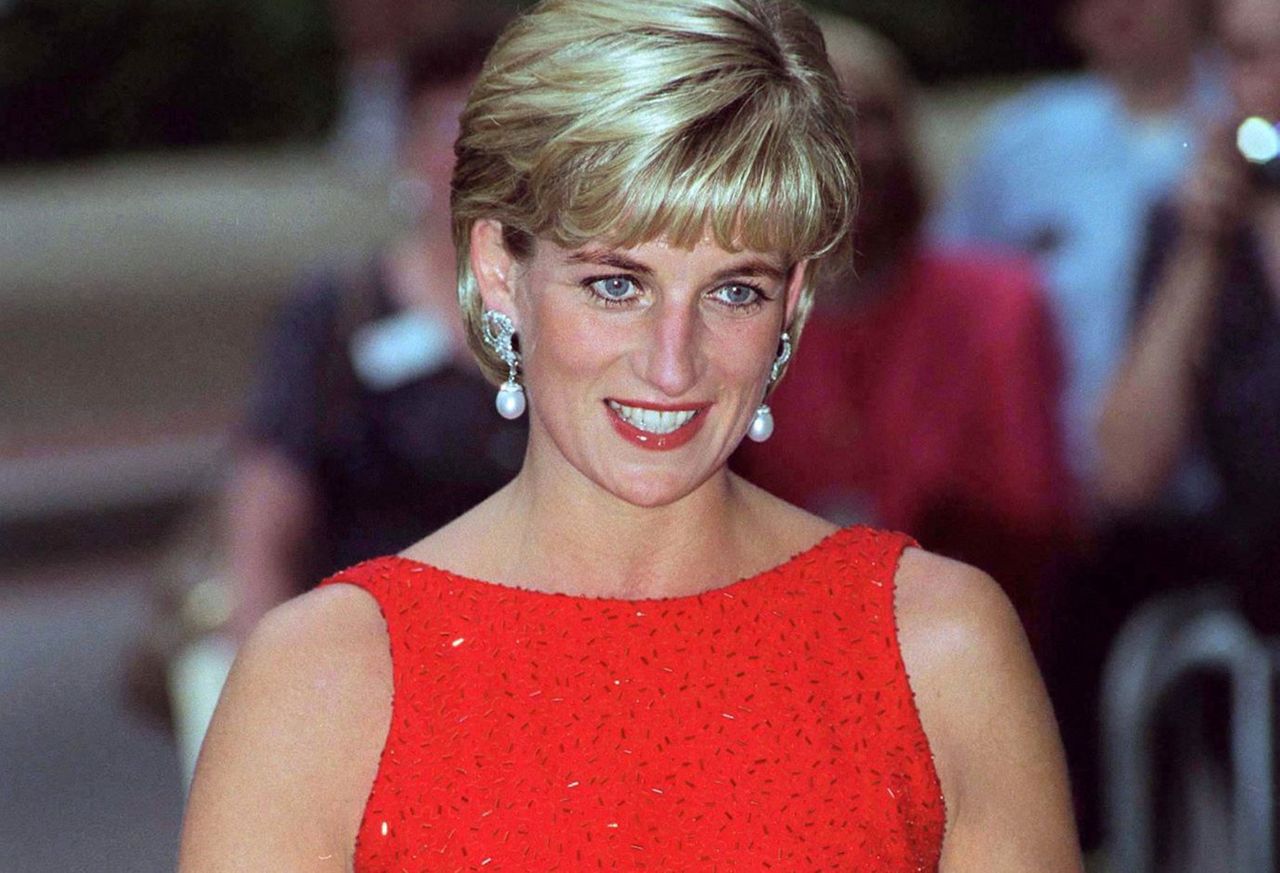 Diana nigdy nie wyszła ponownie za mąż po rozwodzie z Karolem