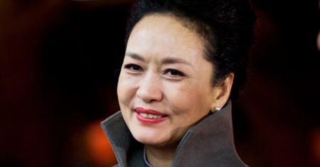 Pierwsza Dama Chin zaliczyła makijażową wpadkę