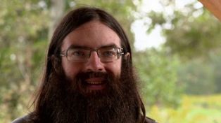 TAK dziś wygląda Sokrates z "Chłopaków do wzięcia". Nieustannie frapuje wizerunkiem [ZDJĘCIA]