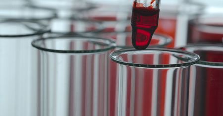 Chemikalia u kobiet w ciąży. Przerażające, co odkryli w ich krwi