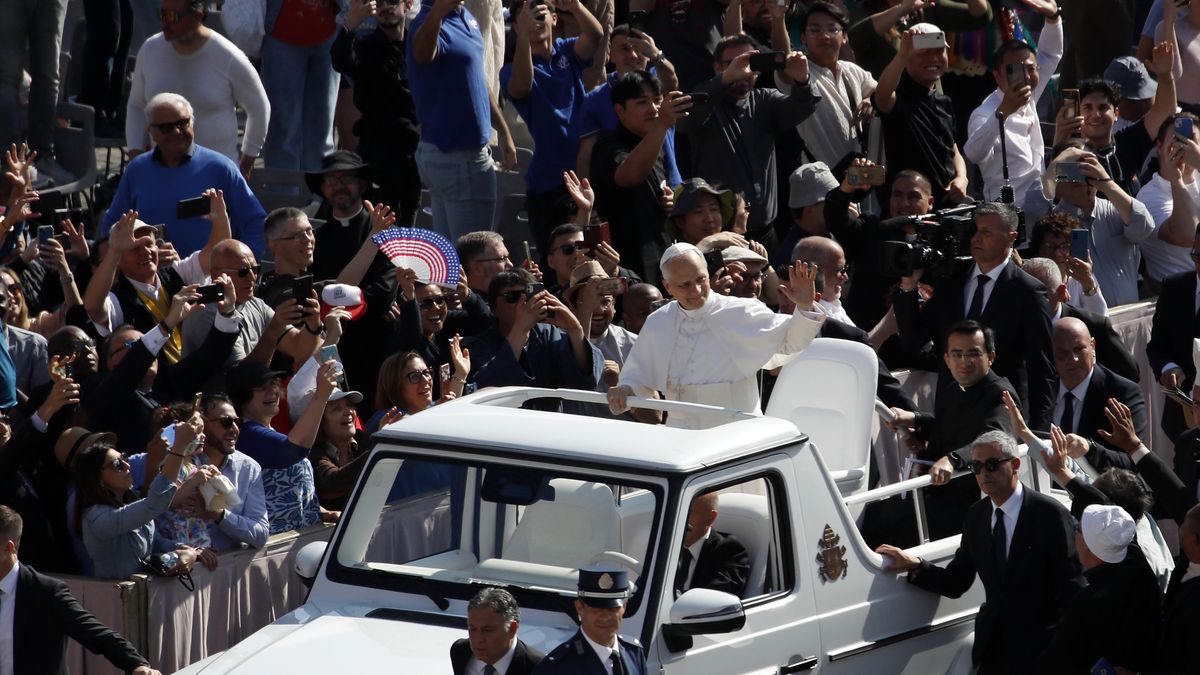 Pope Leo XIV greets the faithful aboard the Papamobile before the Mass for the installation in St Peter's Square. Vatican City (Vatican), May 18th, 2025 (Photo by Massimo Di Vita/Archivio Massimo Di Vita/Mondadori Portfolio via Getty Images)