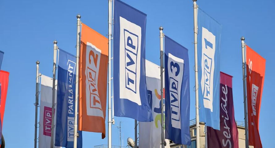 TVP ma więcej pracowników w oddziałach. Pensje 5 proc. w górę, ubyło dyrektorów