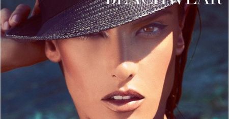 Alessadra Ambrosio w strojach kąpielowych (SEXY?)