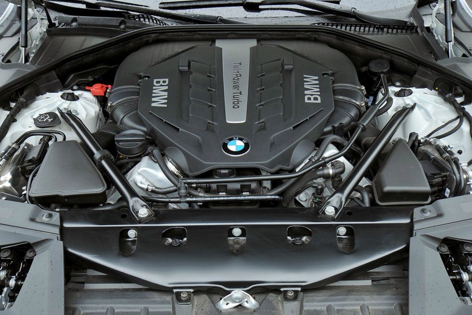 BMW serii 7 2013 (46)