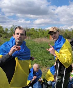 Oswobodzono grupę obrońców Mariupola. Wśród nich małżeństwo