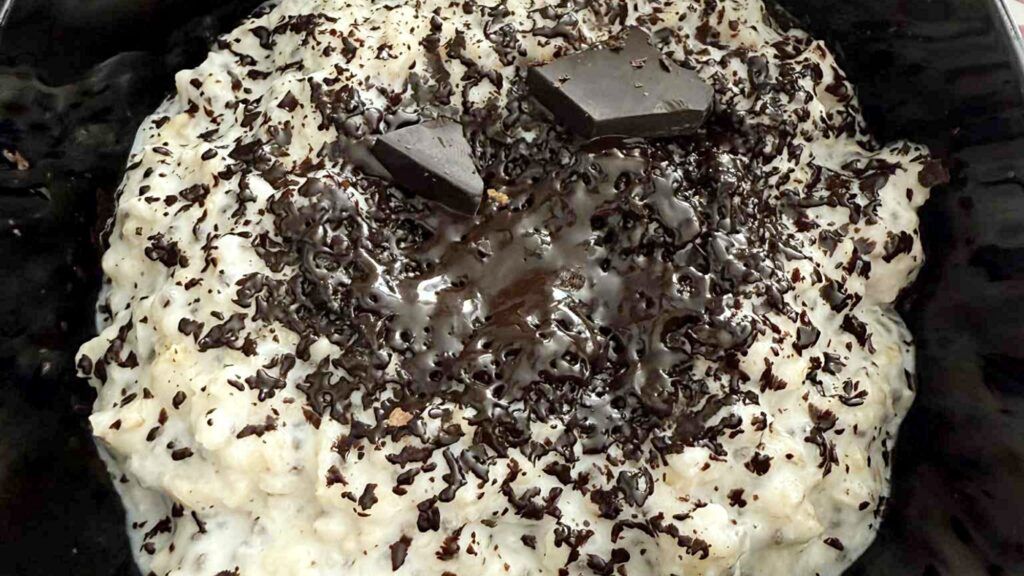 Zaskakujący efekt gorzkiej czekolady w deserze. To nie tylko kwestia smaku