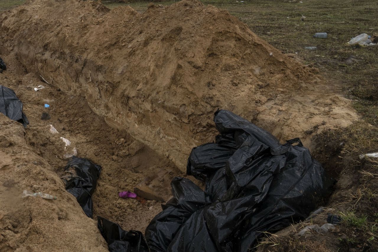 Mykoła został wrzucony żywcem do masowego grobu. Pocisk go nie zabił