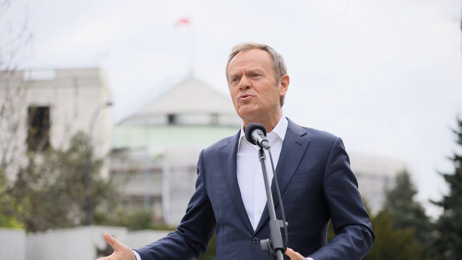 Donald Tusk ostro o TVP Info 