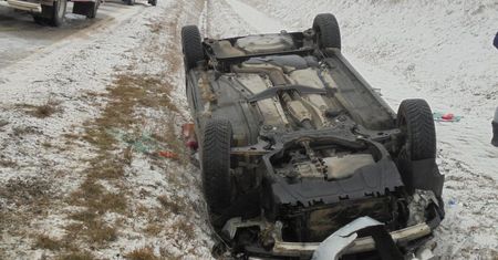 Wypadek samochodowy w miejscowości Dobruchna