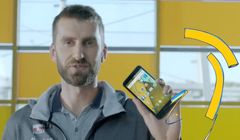 Siatkarz Marcin Możdżonek reklamuje Wi-Fi Calling w Plusie „bez zasięgu 4 sieci” (wideo)