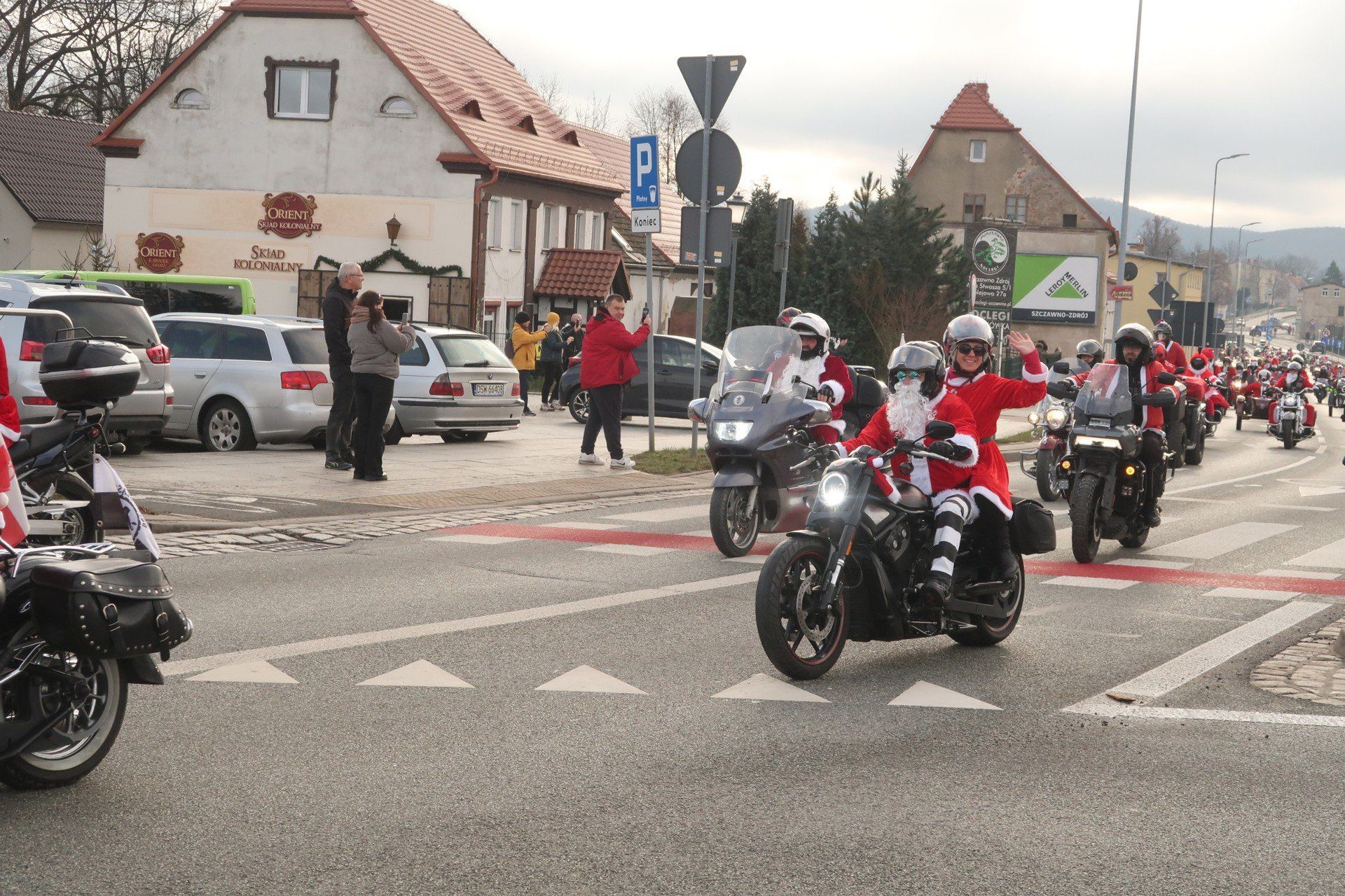 MotoMikołaj 2025: Parada Moto Mikołajów Wałbrzych