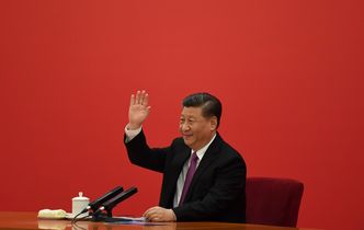 Juan pod presją. Mimo słabnącego dolara. Traci względem większości głównych walut