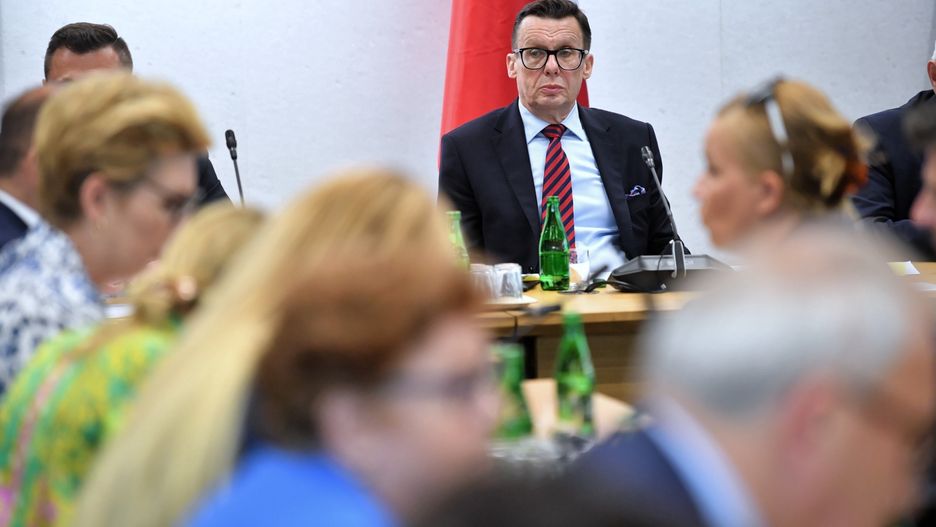 Nz. przewodniczący sejmowej komisji sprawiedliwości Marek Ast (PiS)