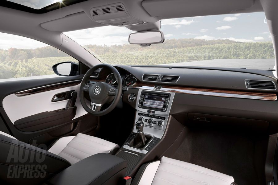 Volkswagen Passat CC 2102