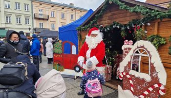 Piotrków: Jarmark Bożonarodzeniowy już 14 grudnia na Rynku Trybunalskim