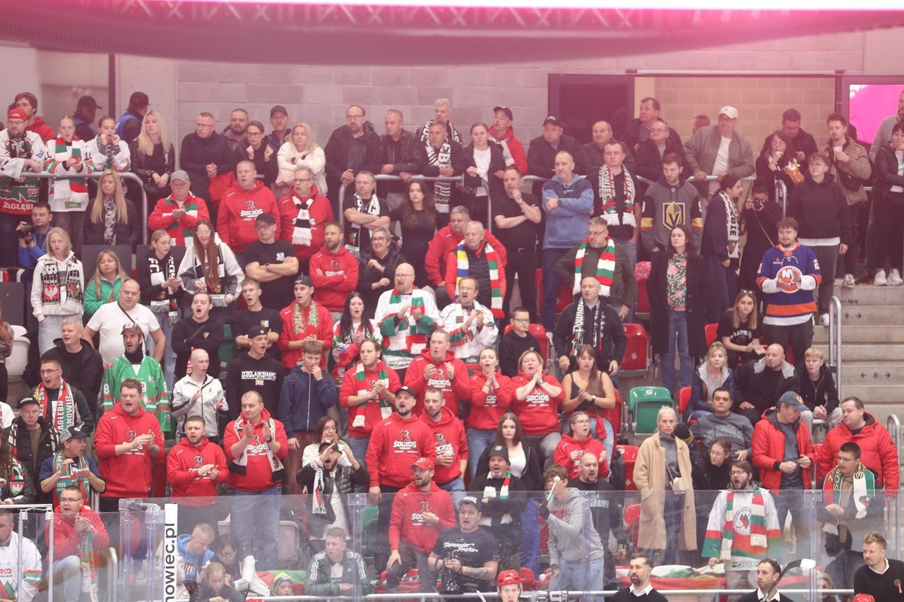 ECB Zagłębie Sosnowiec-Polonia Bytom. Zacięty bój dawnych mistrzów. Komplet widzów na Stadionie Zimowym świętował powrót na fotel lidera