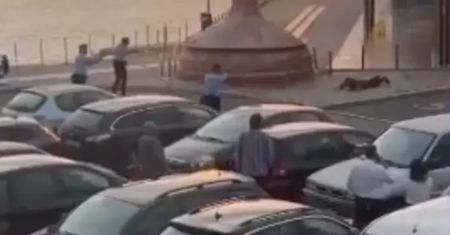 Turysta źle przetłumaczył słowo. Przerażona obsługa wezwała policję