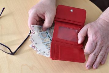 Emeryt wygrał w sądzie z ZUS. Ważny wyrok dla 200 tys. seniorów