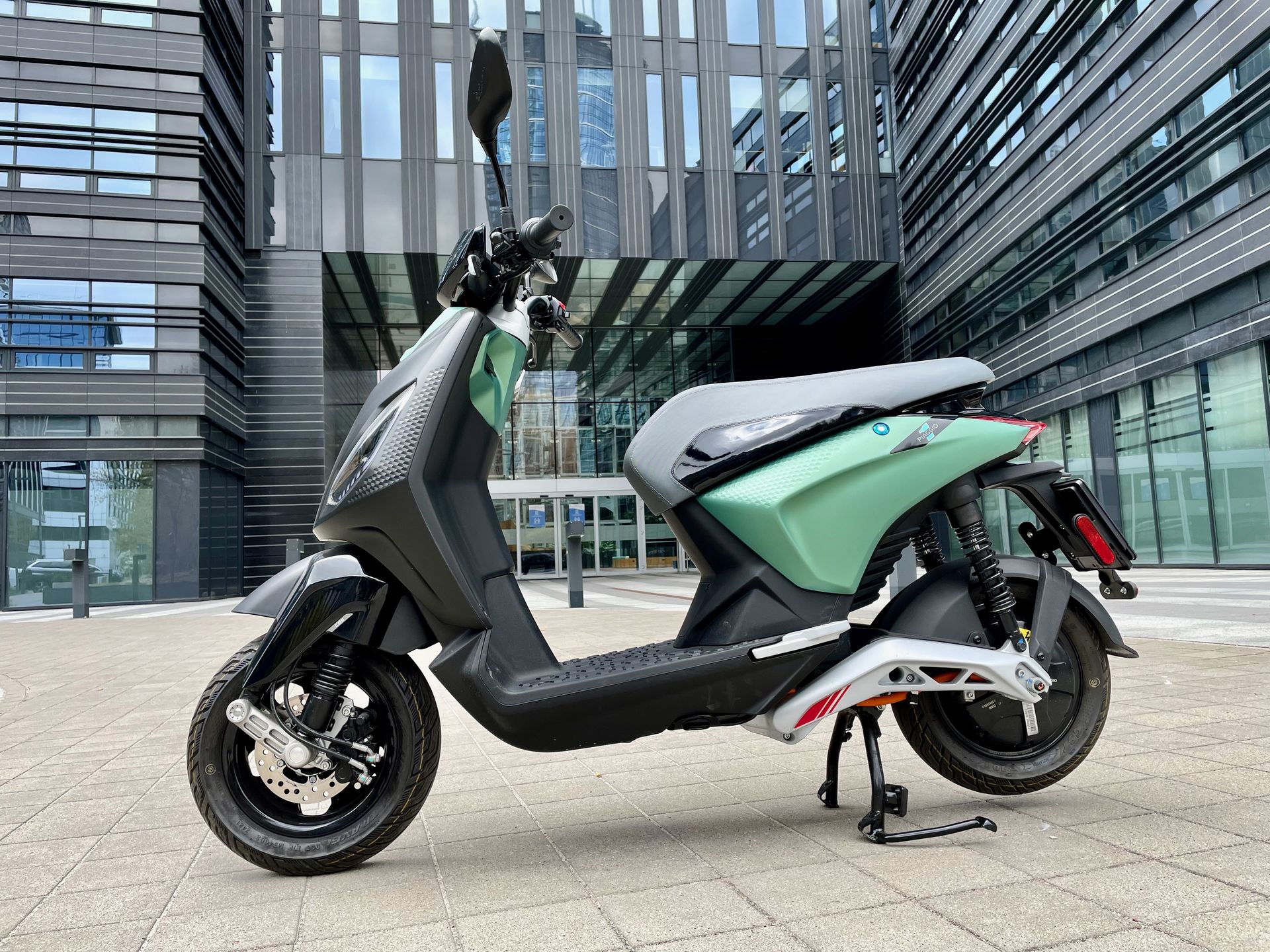 Piaggio 1 Active