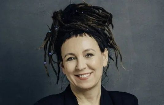 Analiza IMM: archiwalna wypowiedź Olgi Tokarczuk narzędziem międzynarodowej dezinformacji