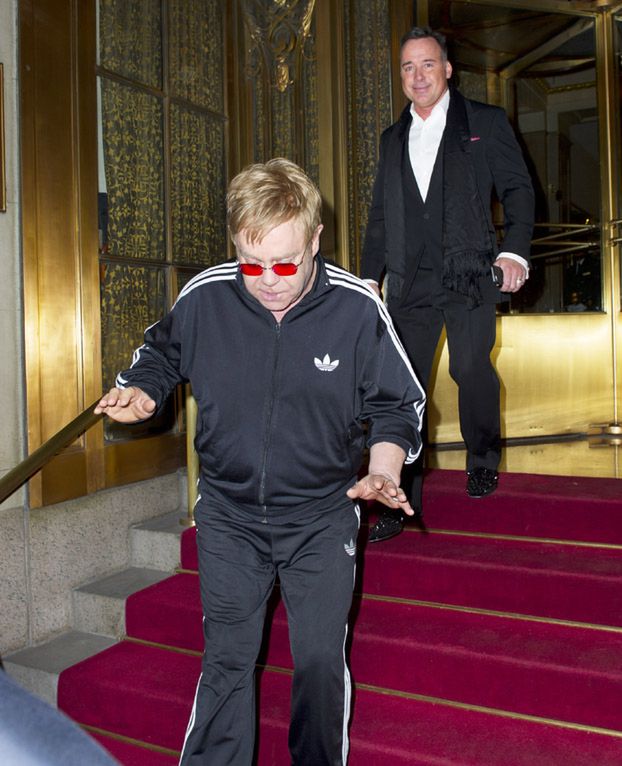 Elton: "Niemal UMARŁEM! Lekarz nie rozpoznał objawów"