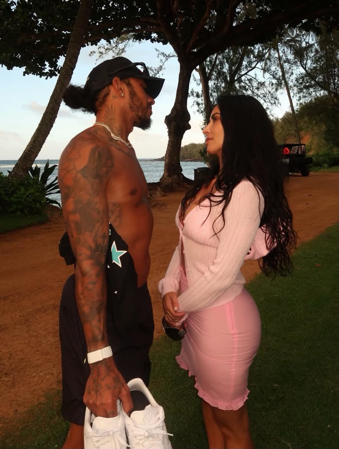 Kim Kardashian i Lewis Hamilton EMANUJĄ MIŁOŚCIĄ