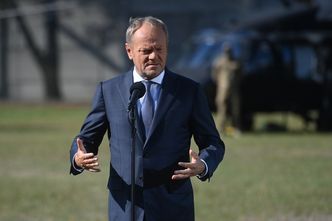 Premier obiecał 500 mln zł w obligacjach. Są, ale zamrożone. Od ośmiu miesięcy