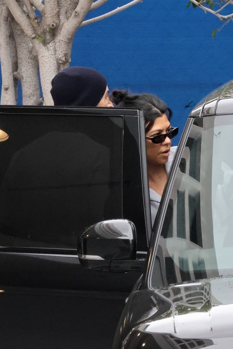 Kourtney Kardashian i Travis Barker opuszczają szpital