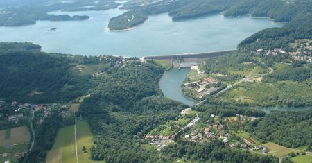 Cmentarzysko Solina. Z wody znów wypłynęły kości. Czaszki, żebra, piszczele