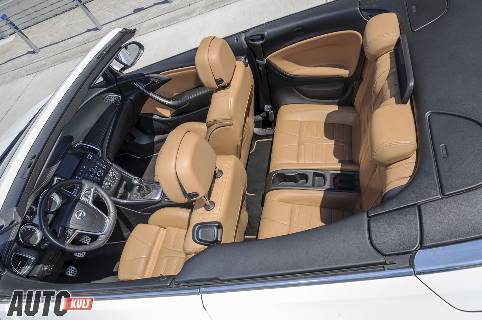 Opel Cascada 1,6 Turbo w trasie - samochodem na wakacje [galeria] 10