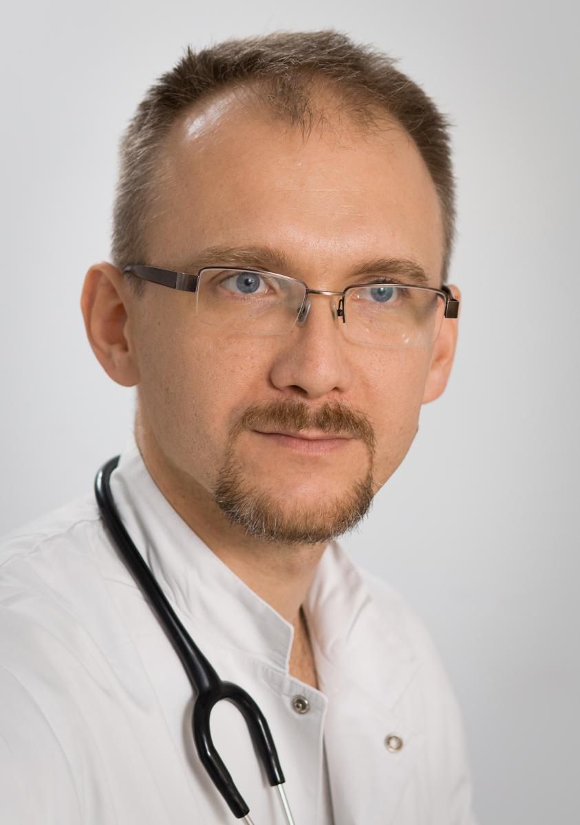 Dr n. med. Piotr Dąbrowiecki