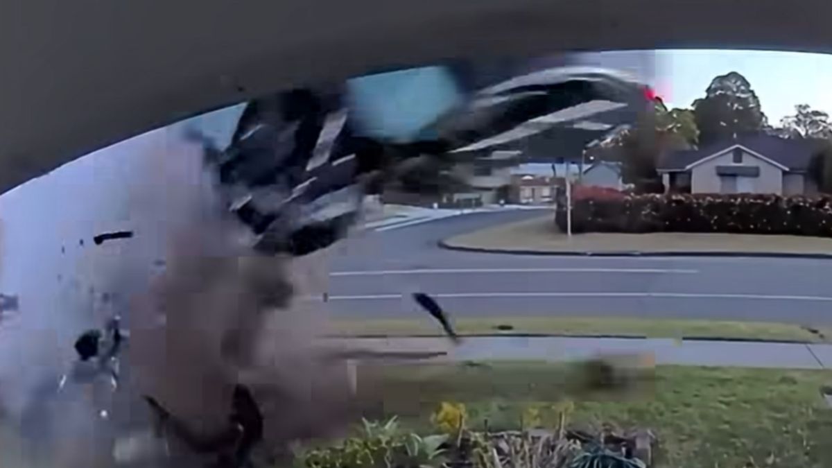 Nagranie z Australii. Pokazali wypadek Mercedesa.