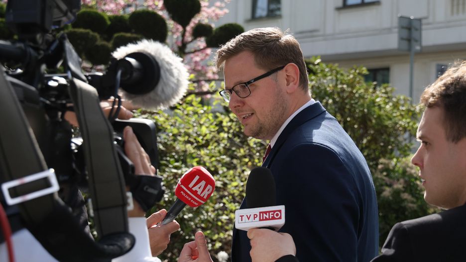Afera z Pegasusem. Woś składa wniosek do Bodnara