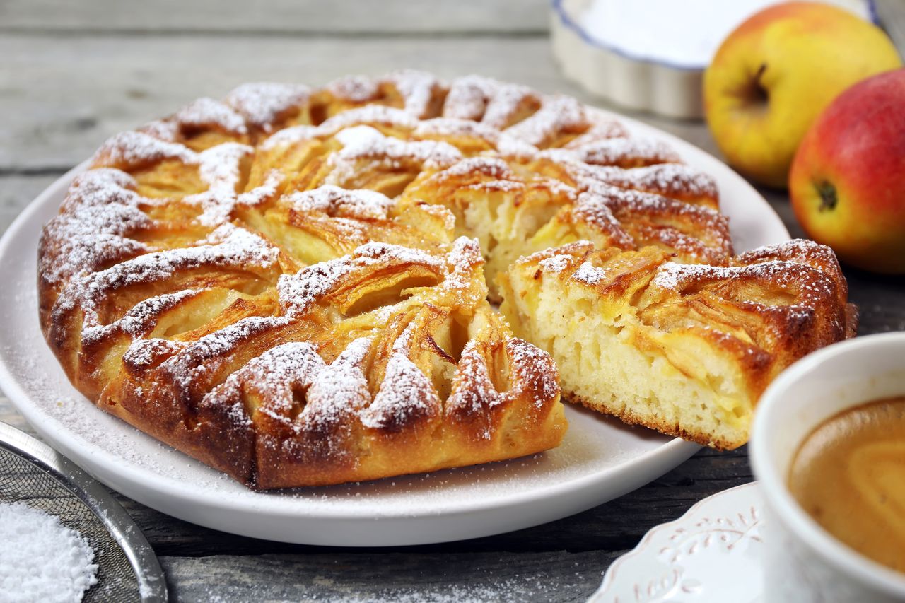 Ten-spoon Apple Cake