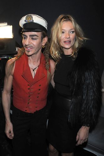 John Galliano aresztowany ZA... ANTYSEMITYZM!