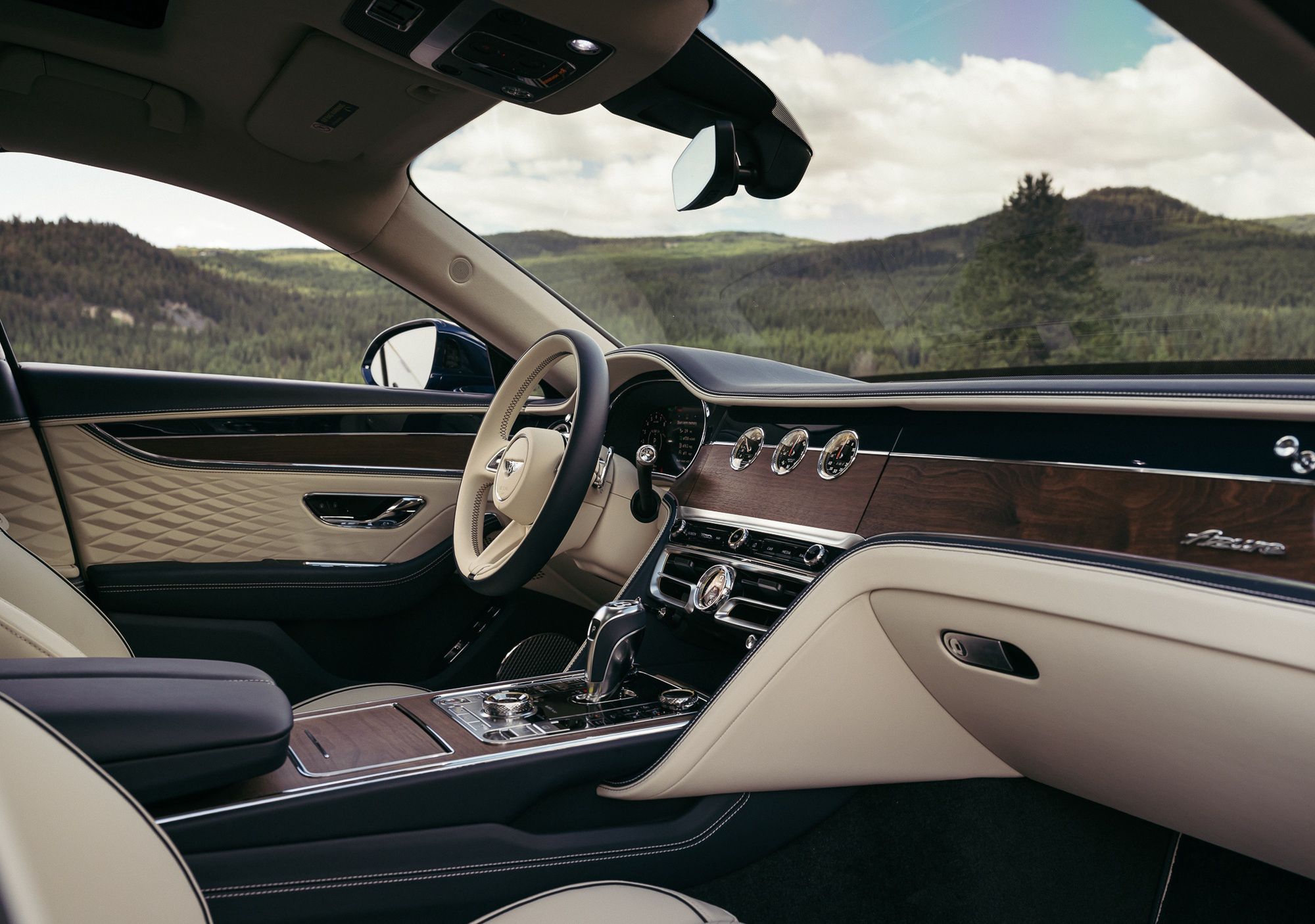 Bentley Flying Spur Azure