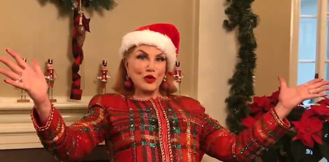 Życzenia świąteczne od Ambasady USA. Mosbacher tańczy i śpiewa