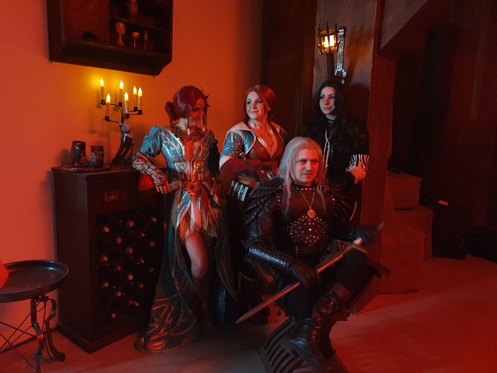 Cosplay'owi artyści wcielający się w postaci z "Wiedźmina"