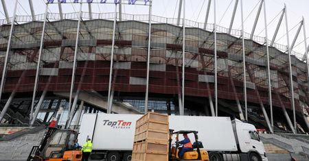 Stadion Narodowy będzie szpitalem. Trwają prace, by przyjąć chorych