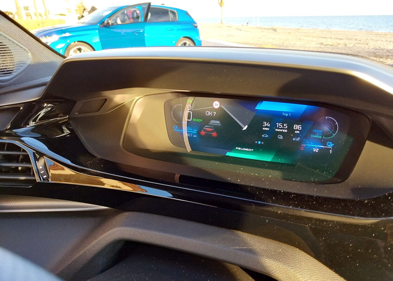 Peugeot E-308