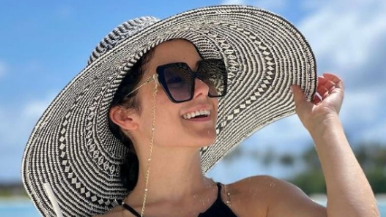 Katarzyna Cichopek pozuje w kostiumie na malediwskiej plaży