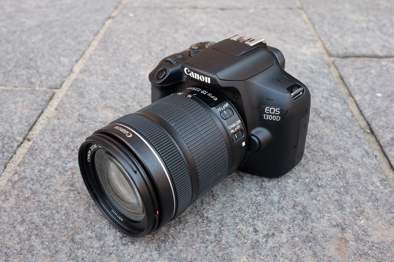 Canon EOS 1300D