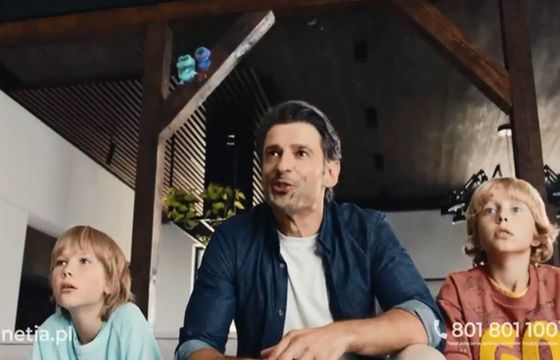 Hasłem „Mistrzowskie rozegranie w Netii" operator reklamuje oferty światłowodu do 1 Gb/s