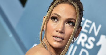 Jennifer Lopez i polska marynarka! Wystąpiła w niej w teledysku