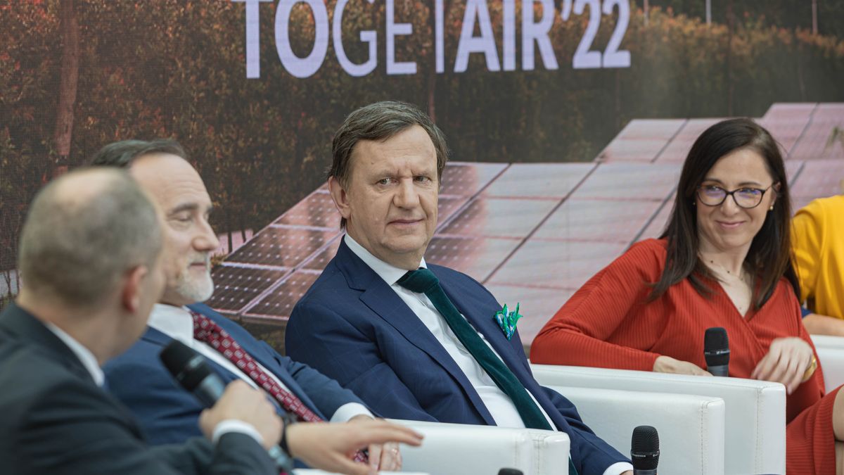 Debata "Finansowanie zielonych technologii i transformacji energetycznej"  