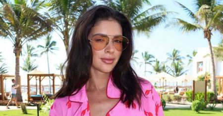 Odziana w bikini Klaudia Halejcio chwali się umięśnionym brzuchem i kokietuje: "Hot or not? Bądźcie wyrozumiali"