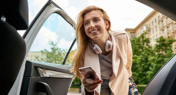 Uber oficjalnym partnerem Lotniska Chopina