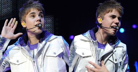 Tak Bieber "doprowadza fanki do szału"