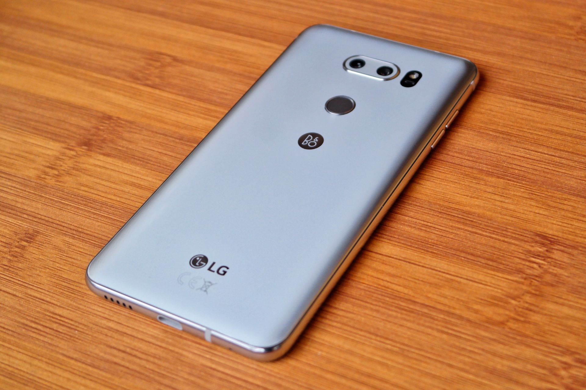 LG V30 - pierwsze wrażenia. Walka o tytuł najlepszego smartfona będzie w tym roku wyjątkowo wyrównana 4