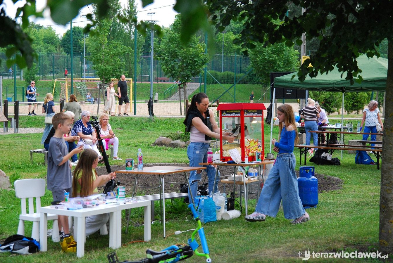 Piknik charytatywny dla Arturka na Słodowie